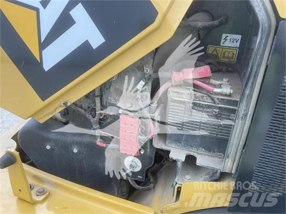 CAT 908M Utovarivači na kotačima