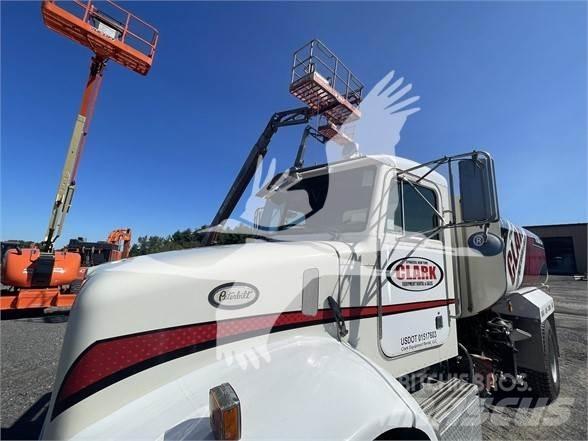 Peterbilt 330 Kamioni za vodu