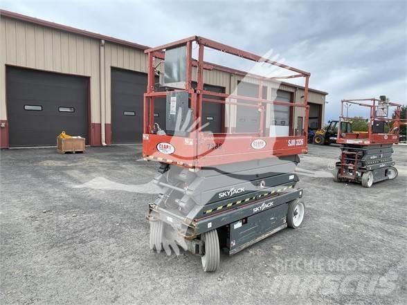 SkyJack SJ3226 Škaraste platforme