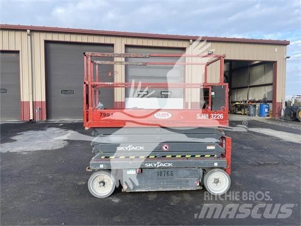 SkyJack SJ3226 Škaraste platforme