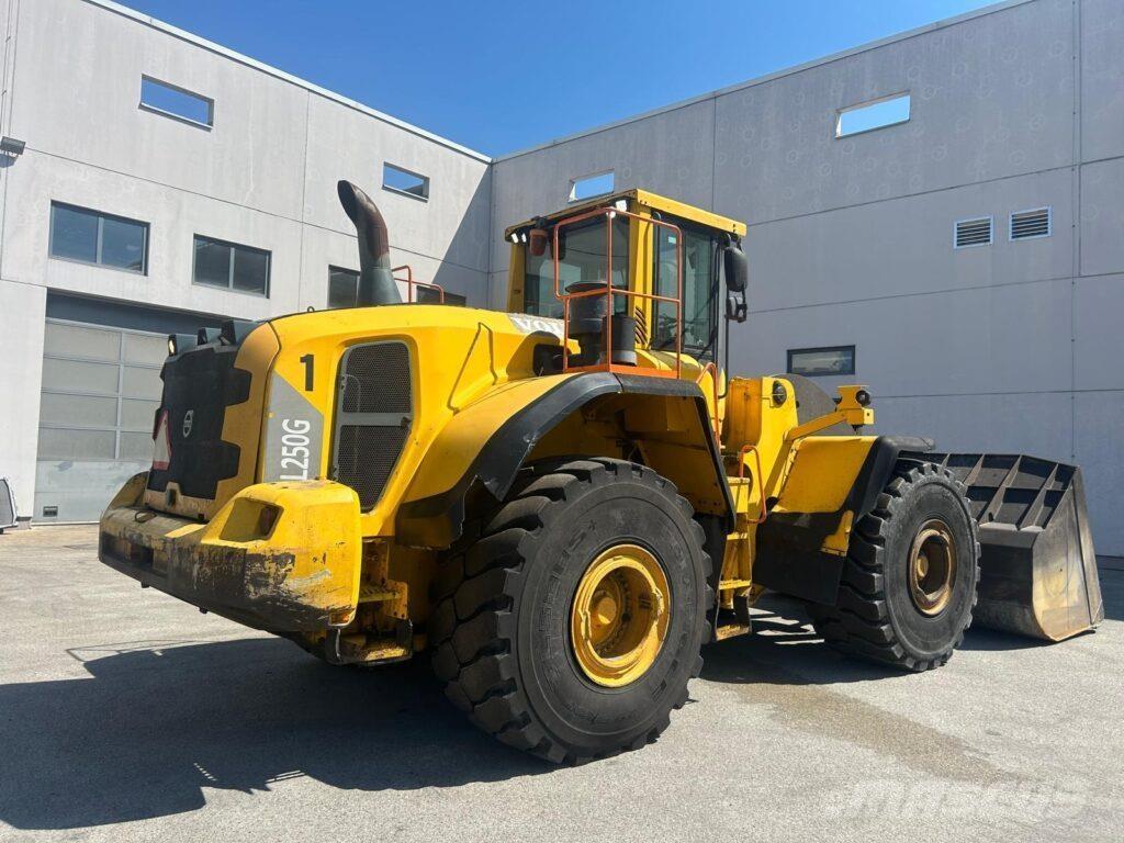 Volvo L250G Utovarivači na kotačima