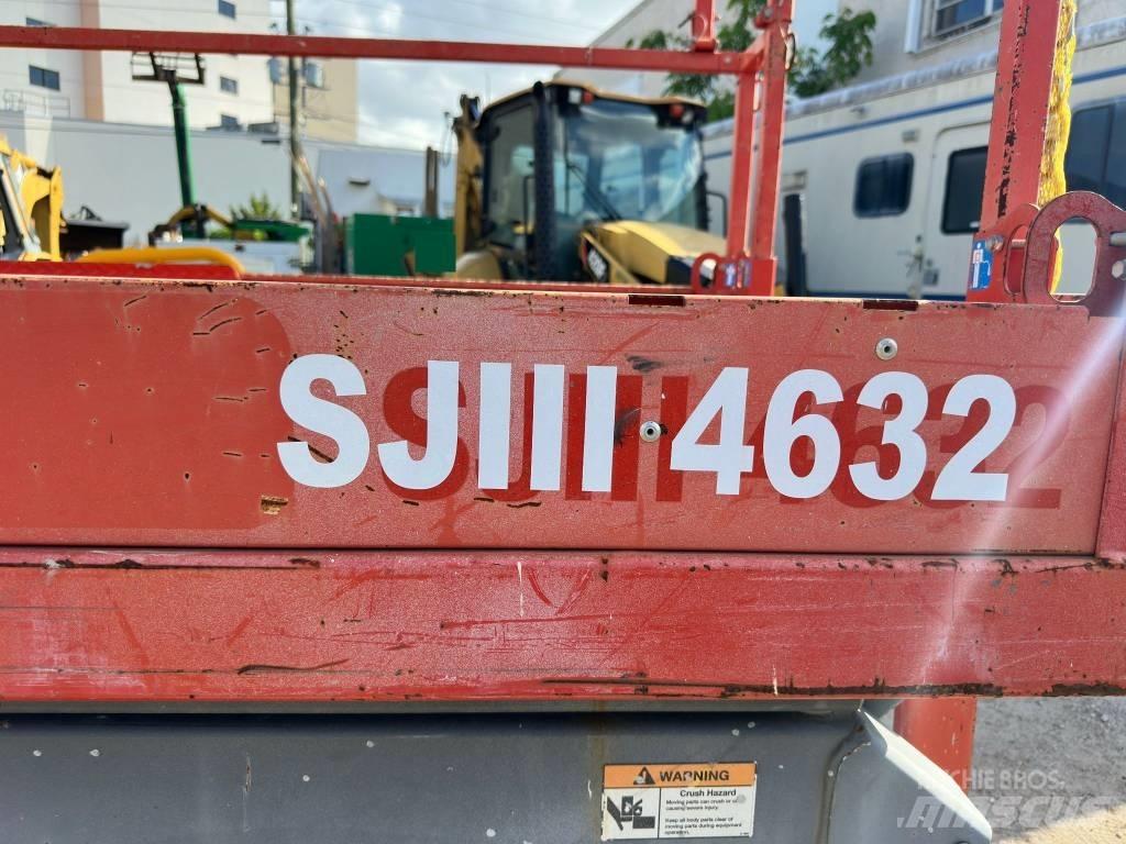 JLG 32 Lift Škaraste platforme