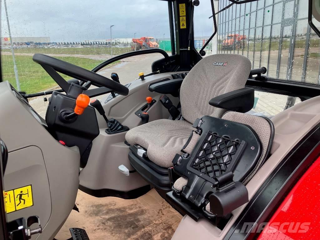 Case IH Farmall 100A Traktori