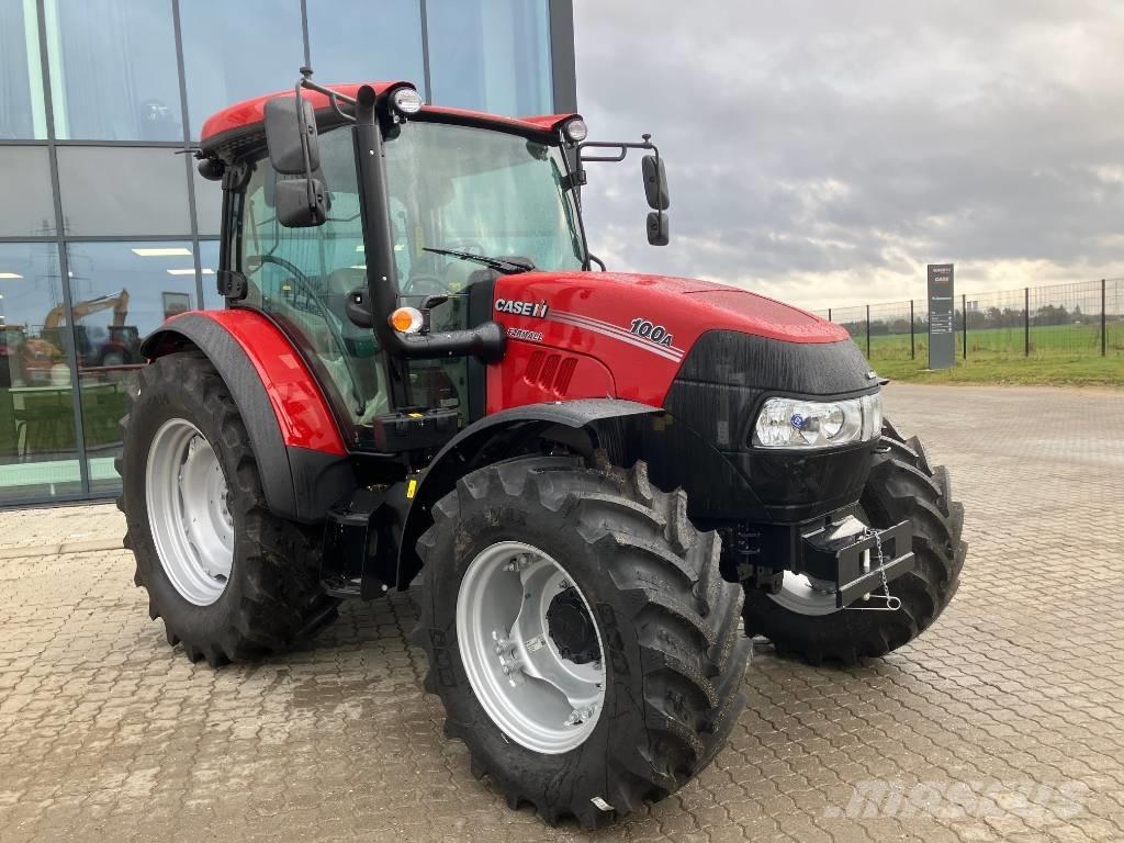 Case IH Farmall 100A Traktori