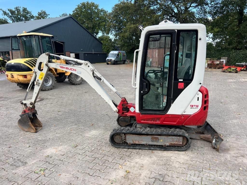 Takeuchi TB 216 Mini bageri <7t