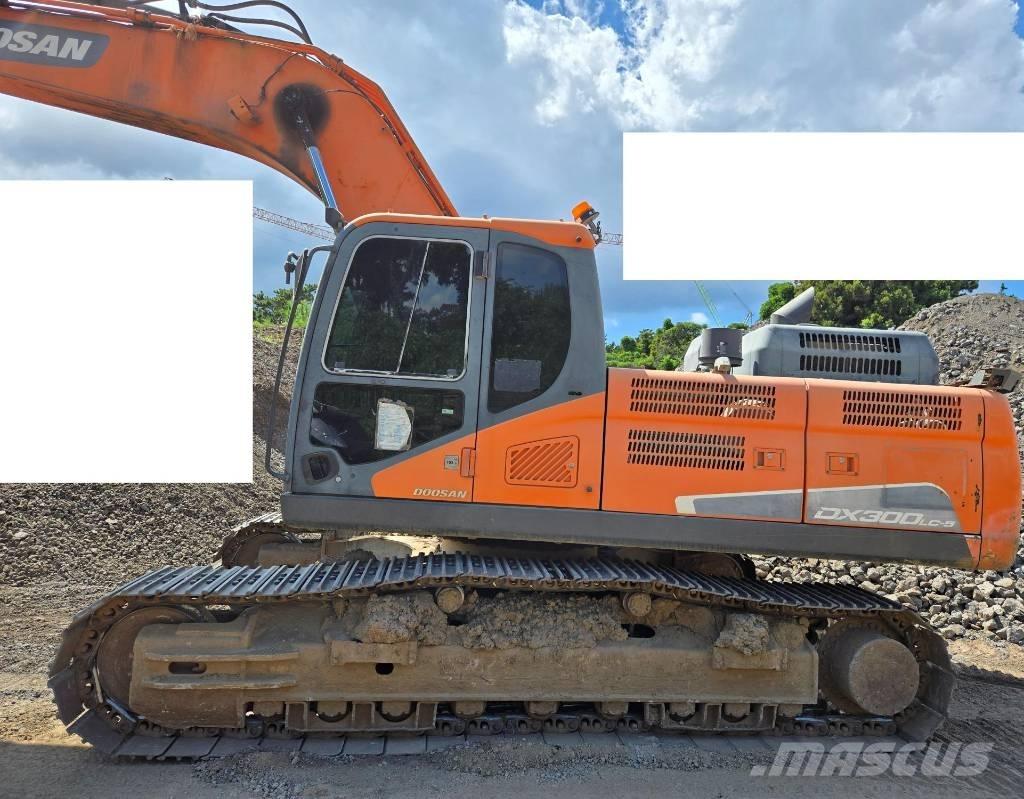 Doosan DX 300 LC-5 Bageri gusjeničari