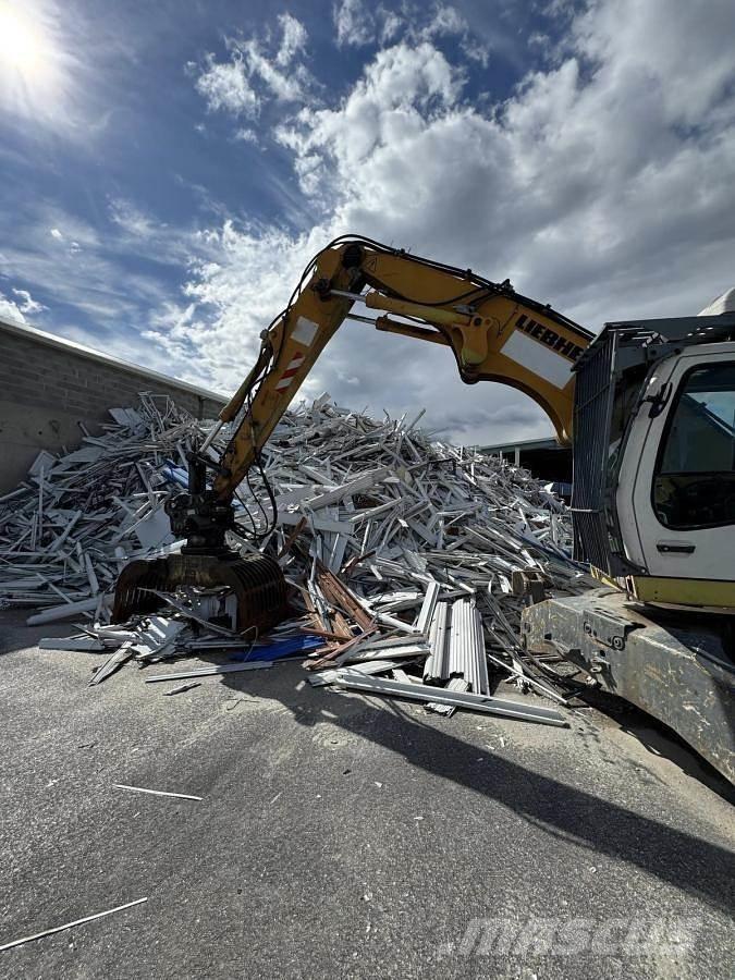 Liebherr A316 Li Specijalni kopači