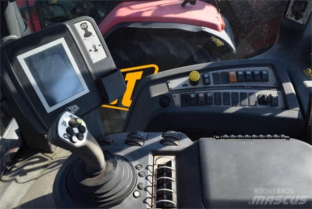 JCB Fastrac 8250 Traktori