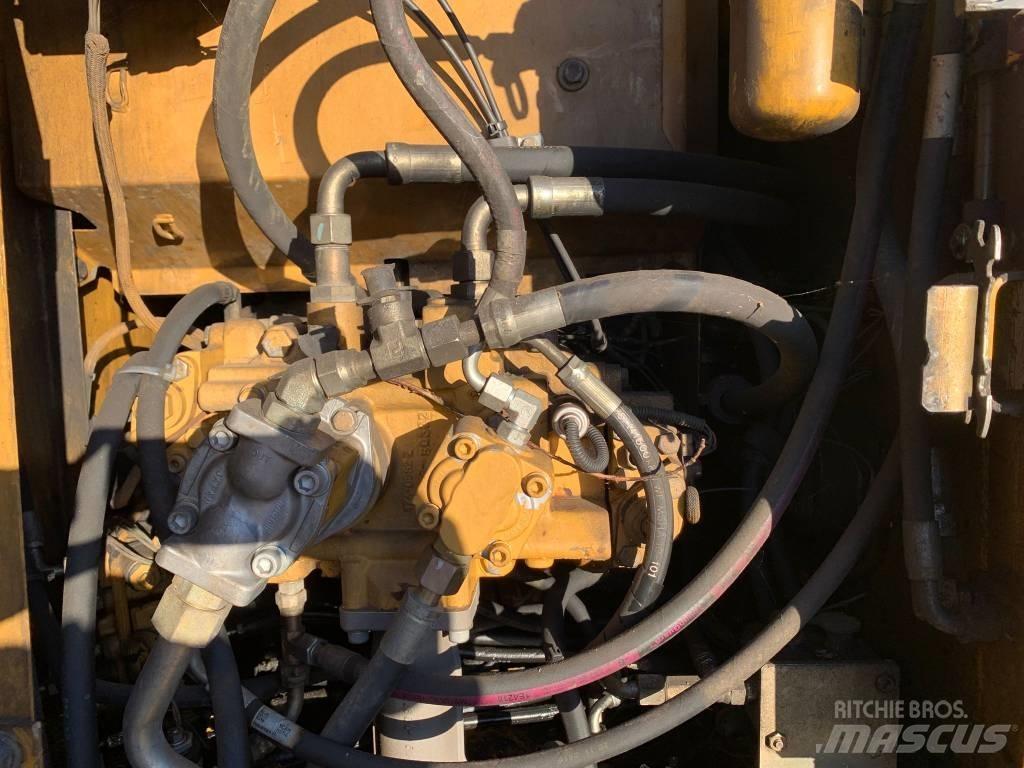 CAT 312 C L Bageri gusjeničari