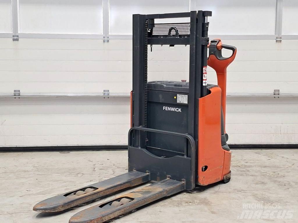 Linde L10 Ručni električni viličar