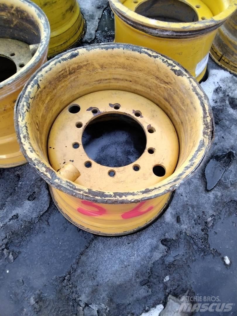Rottne SMW 20x26,5 Gume, kotači i naplatci