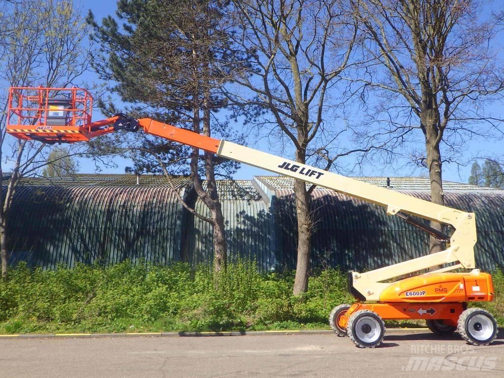 JLG E600JP Teleskopske podizne platforme