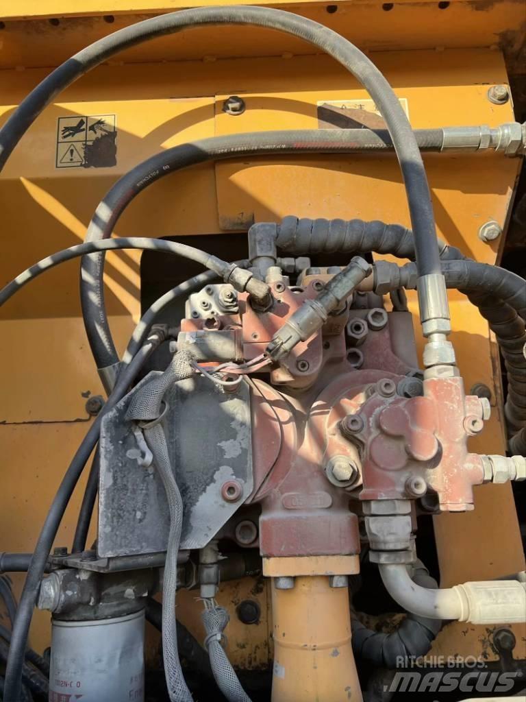 Hyundai R210W-9 Bageri na kotačima