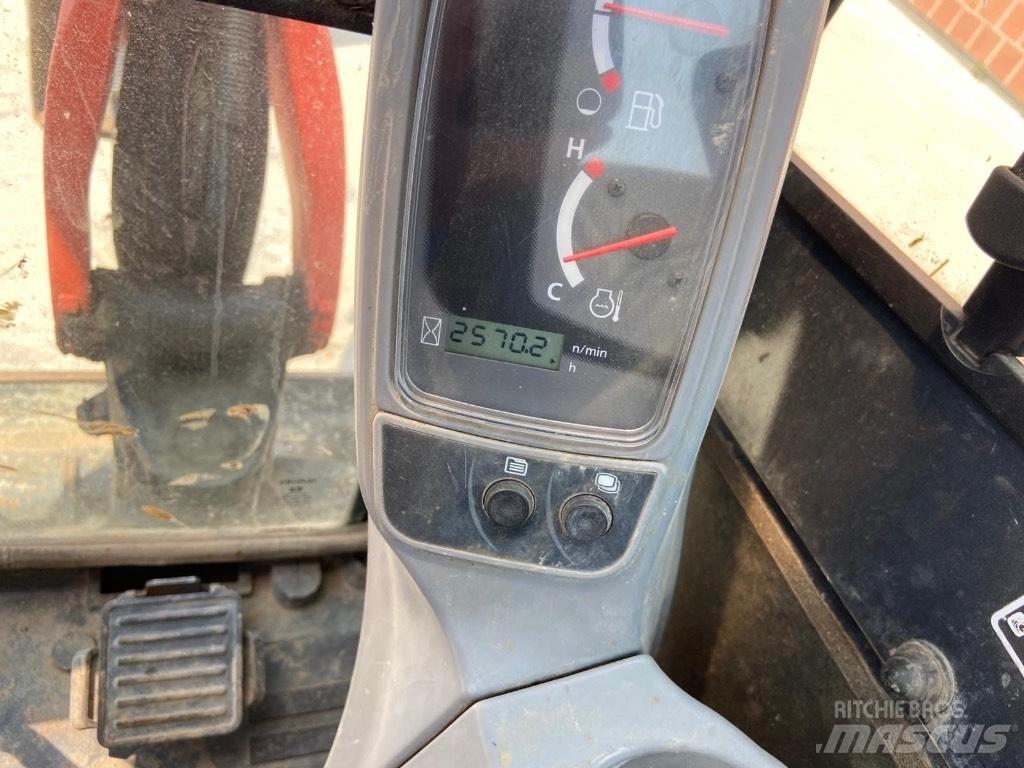 Kubota U 27-4 Mini bageri <7t