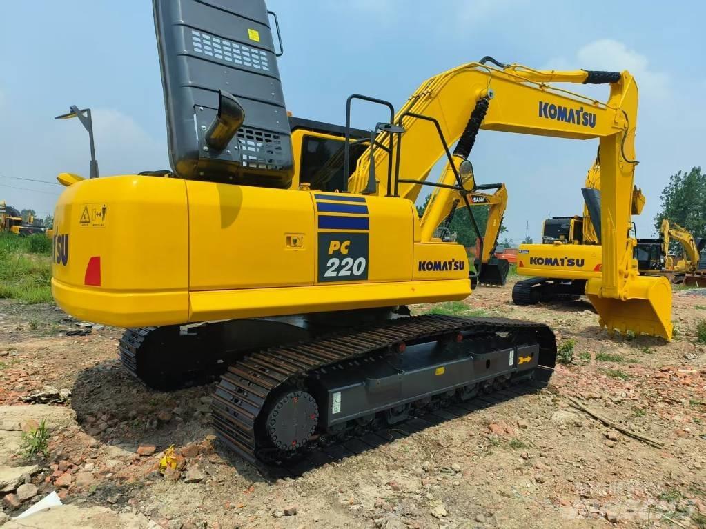 Komatsu PC 220-8 Bageri gusjeničari
