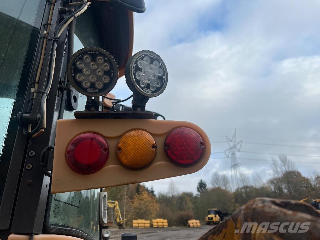 Hydrema 926D Utovarni rovokopači