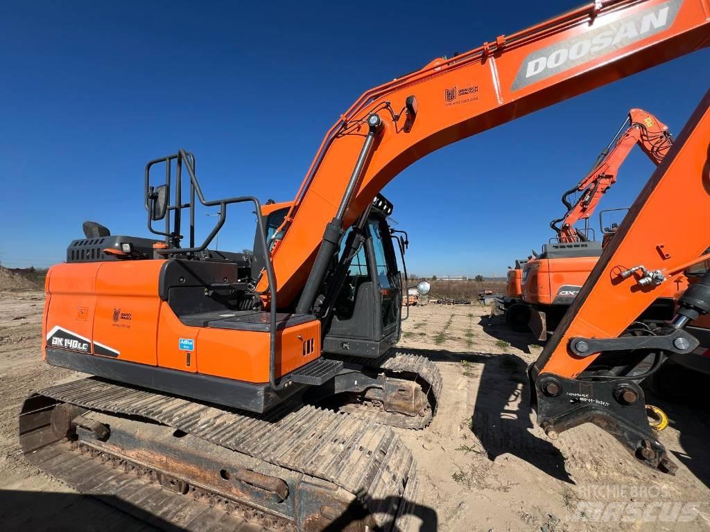Doosan DX140LC-7 Bageri gusjeničari