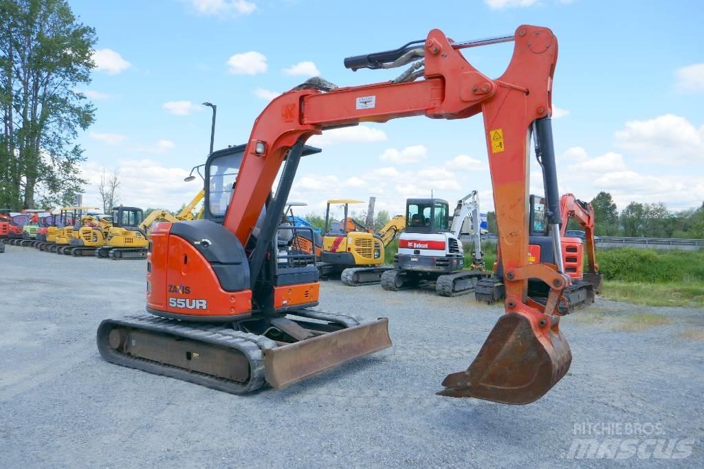 Hitachi ZX55UR-5B Mini bageri <7t