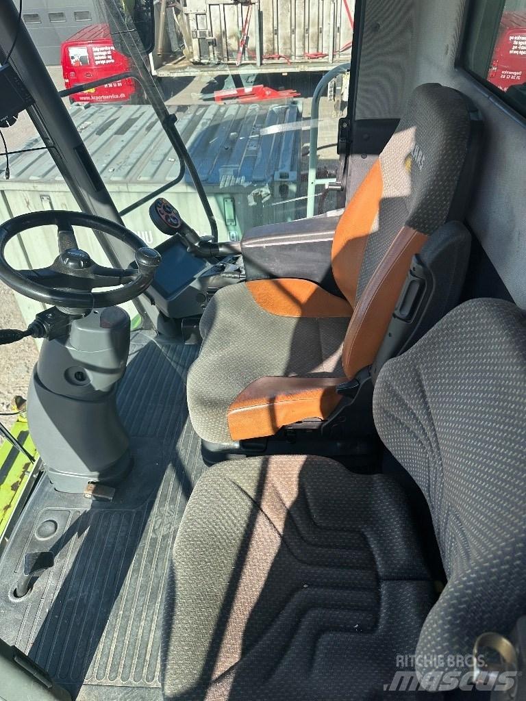 CLAAS Lexion 560 Kombajni