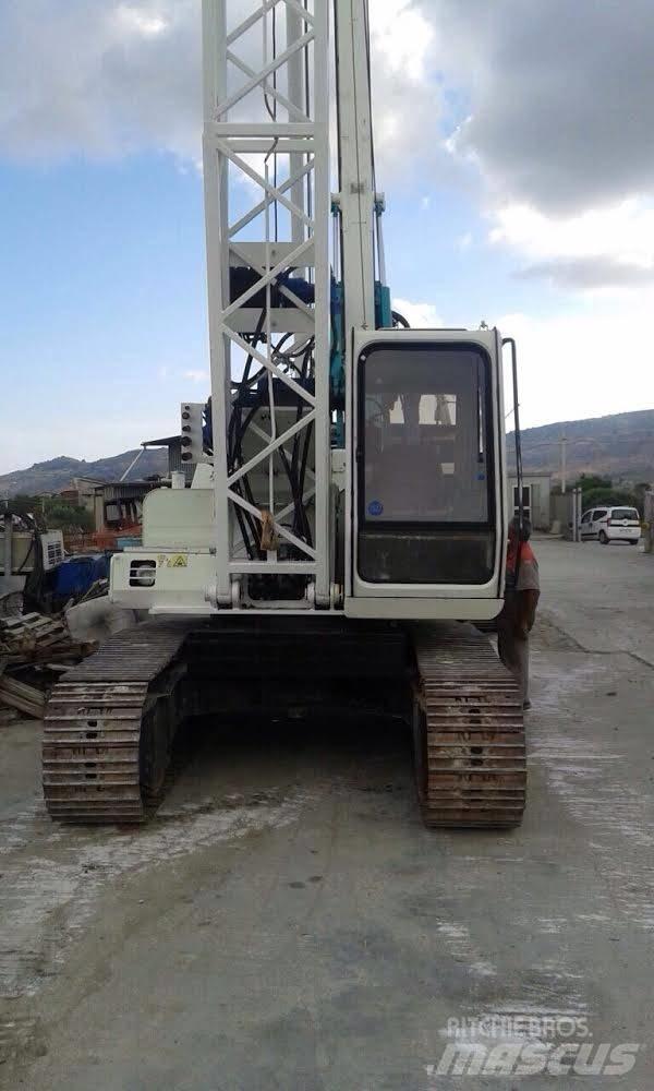 Tescar T 10 Kranovi sa gusjenicama