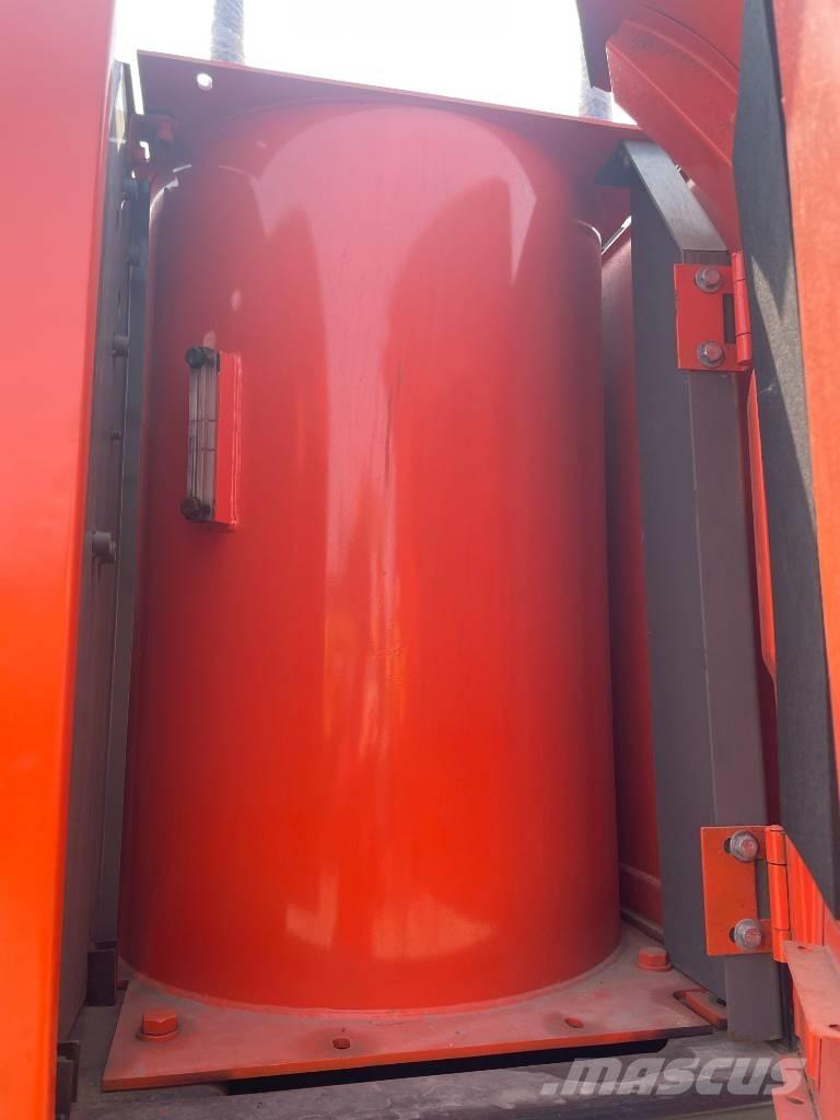 Hitachi ZX 240 Bageri gusjeničari