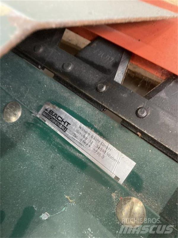 CLAAS BACHT SIDEKNIV Dodatna oprema za kombajne