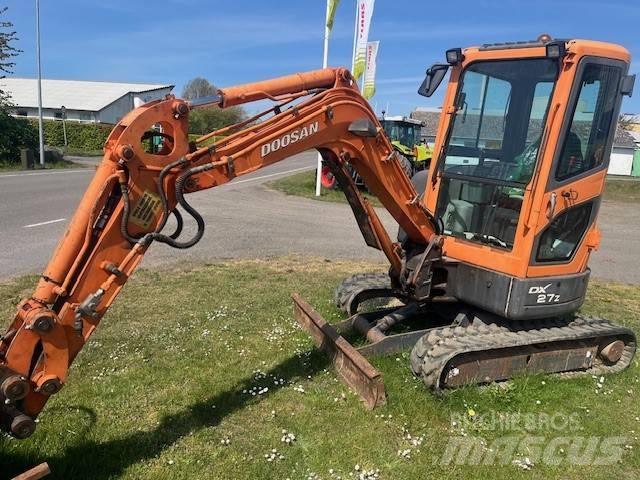 Doosan DX 27 Z Mini bageri <7t