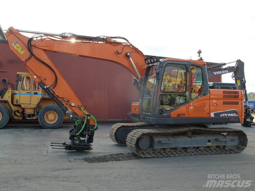 Doosan DX140LC-5 Bageri gusjeničari