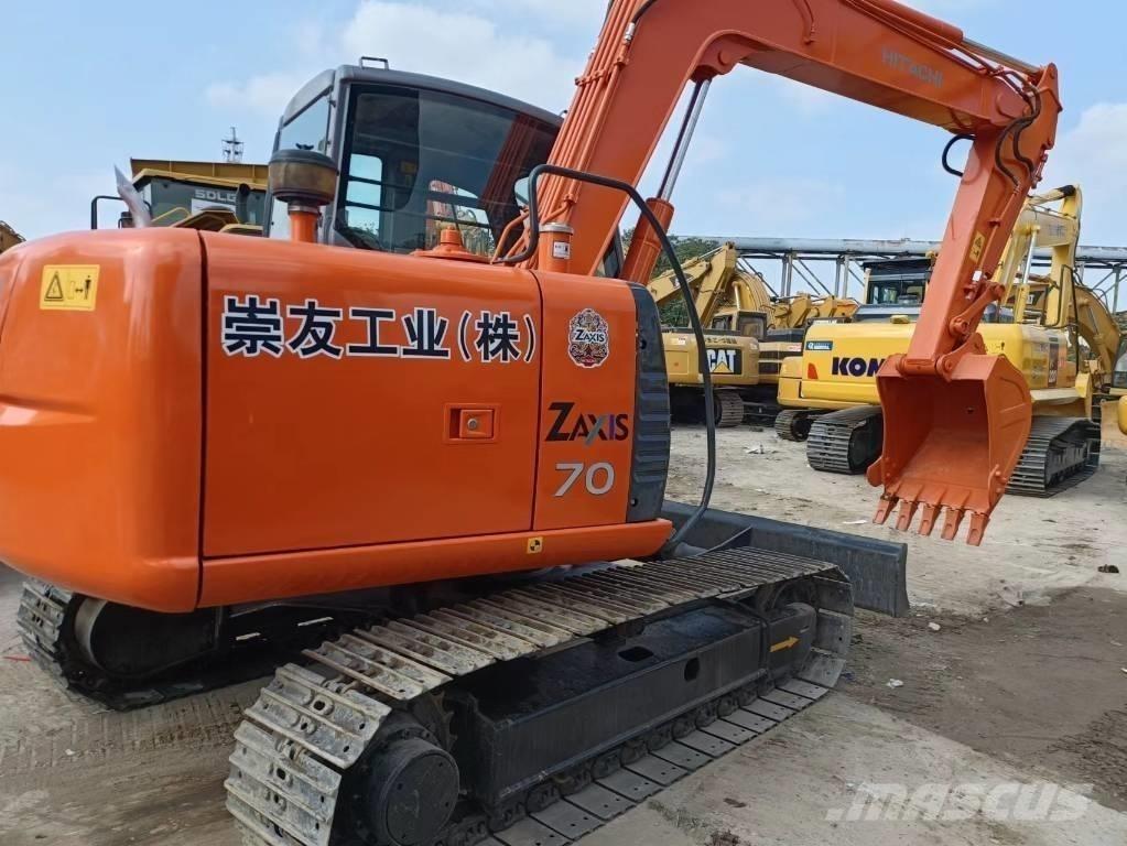 Hitachi ZX70 Mini bageri <7t