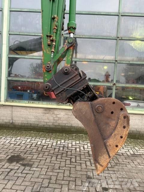 Hitachi EX120 Bageri gusjeničari
