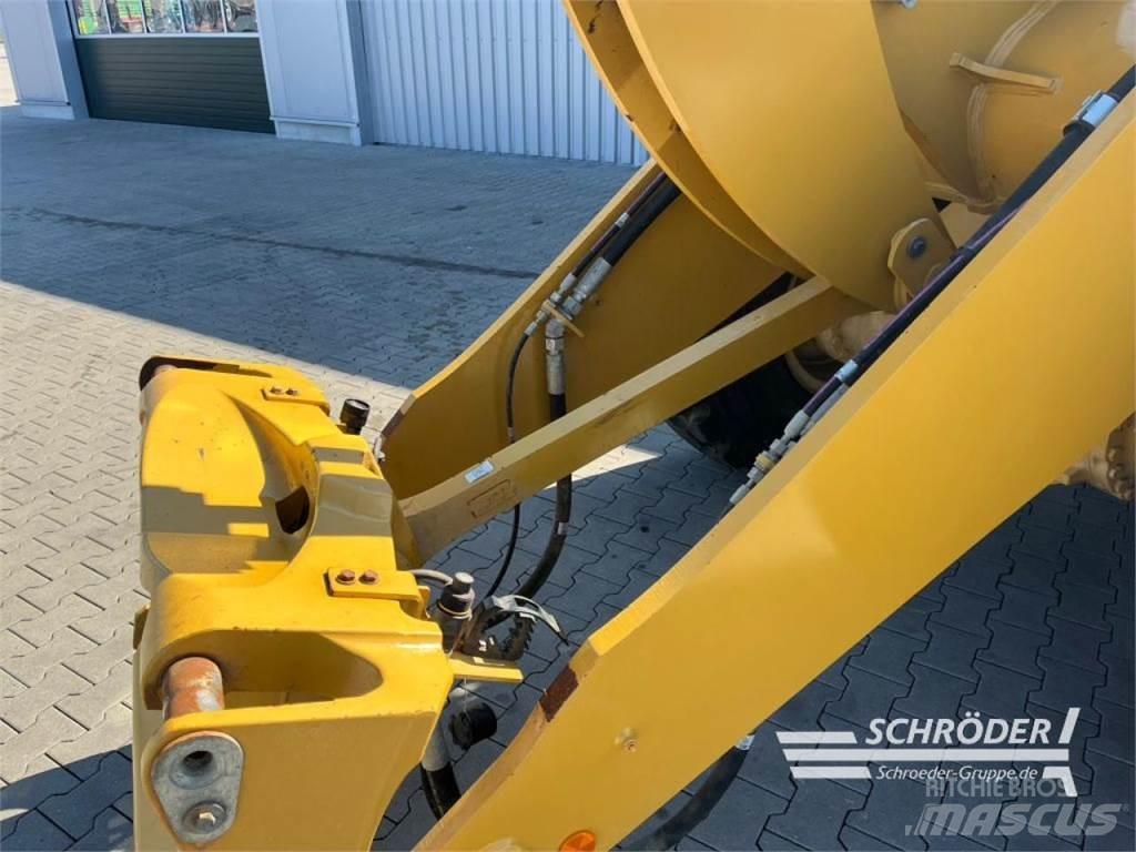 CAT 938 HL Utovarivači na kotačima