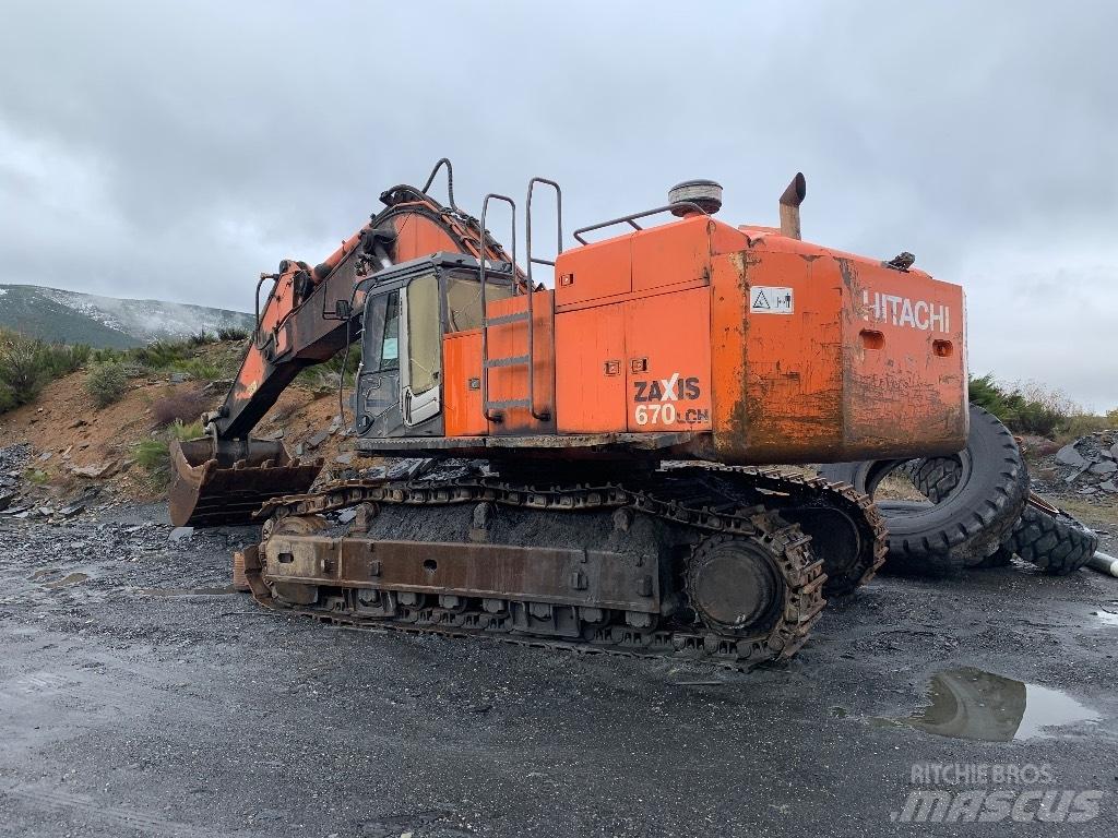 Hitachi 670 LCH-3 Bageri gusjeničari