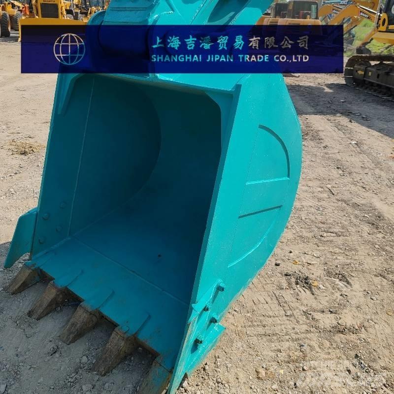Kobelco 210 Bageri gusjeničari