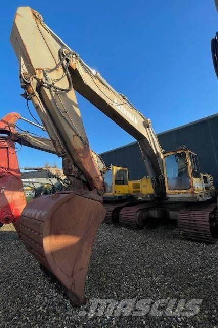 Åkerman EC420 Bageri gusjeničari