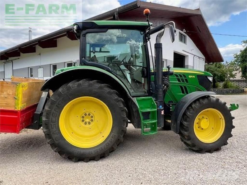 John Deere 6115R Traktori