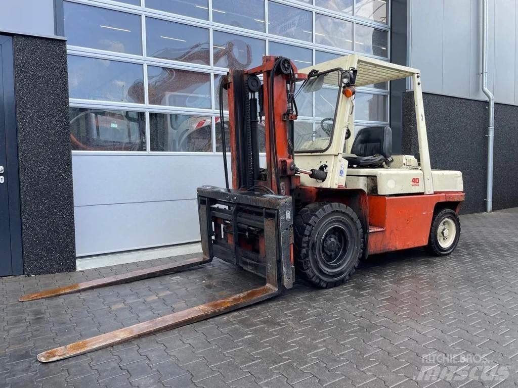 Nissan 40 Viličari - ostalo