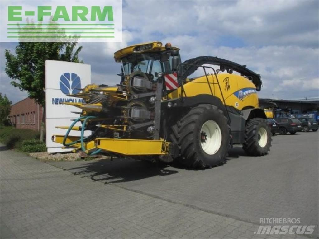 New Holland fr 700 Strojevi za krmu na vlastiti pogon