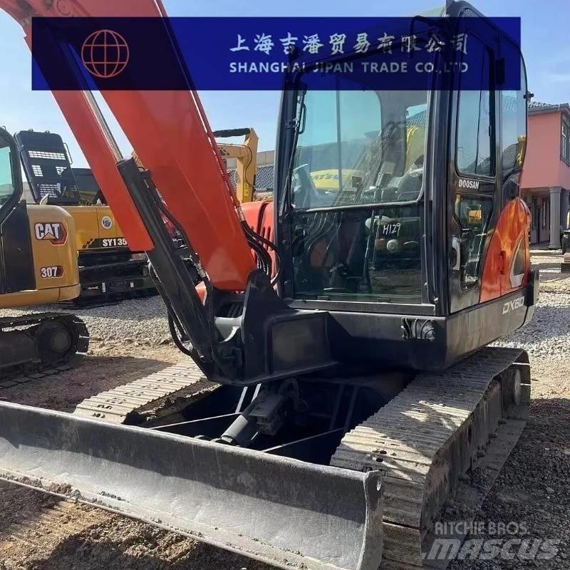Doosan DX 60 Bageri gusjeničari