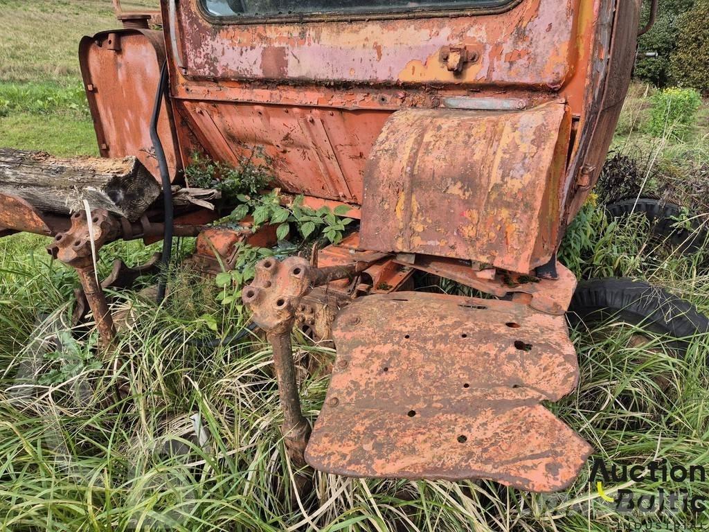  Onbekend DT-75 Buldožeri gusjeničari