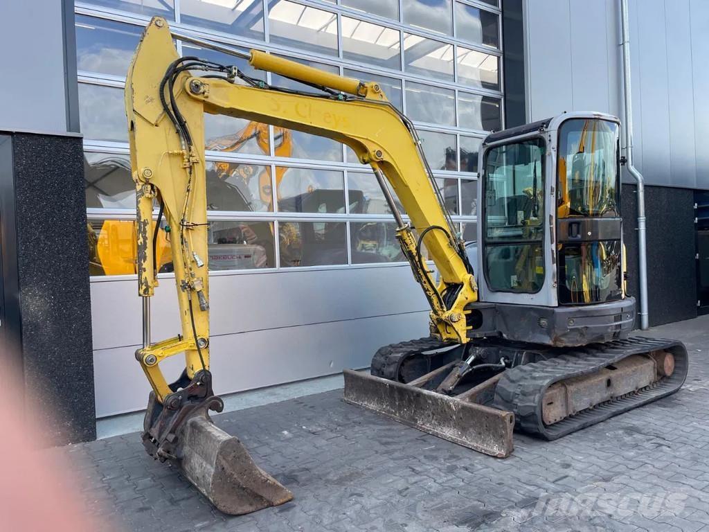 New Holland E50.2 Mini bageri <7t