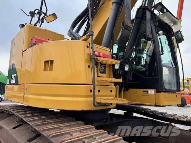 CAT 328 D LCR Bageri gusjeničari