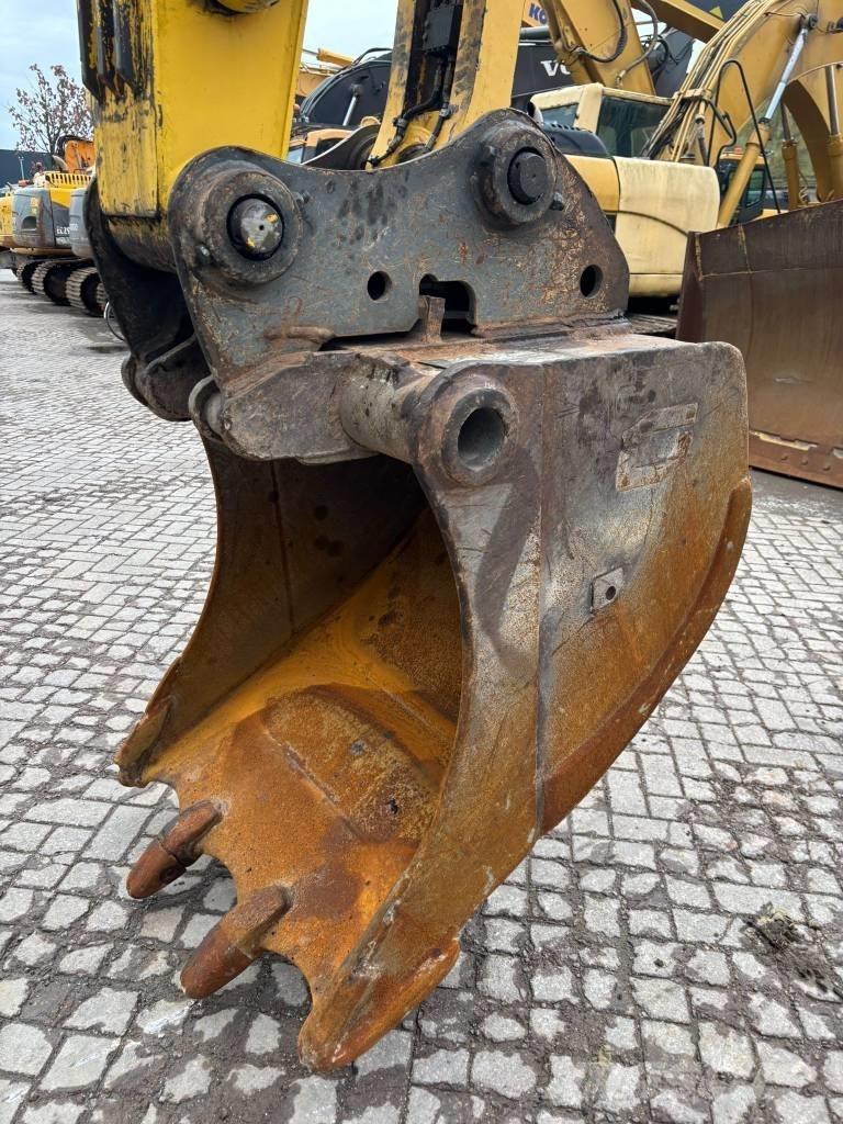 Komatsu PW 180-7 Bageri na kotačima