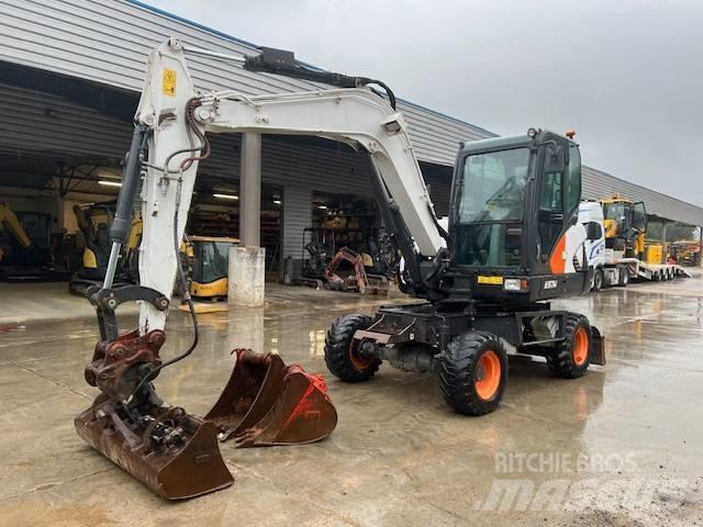 Bobcat E 57 W Bageri na kotačima