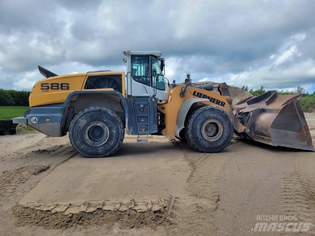Liebherr L 586 Utovarivači na kotačima