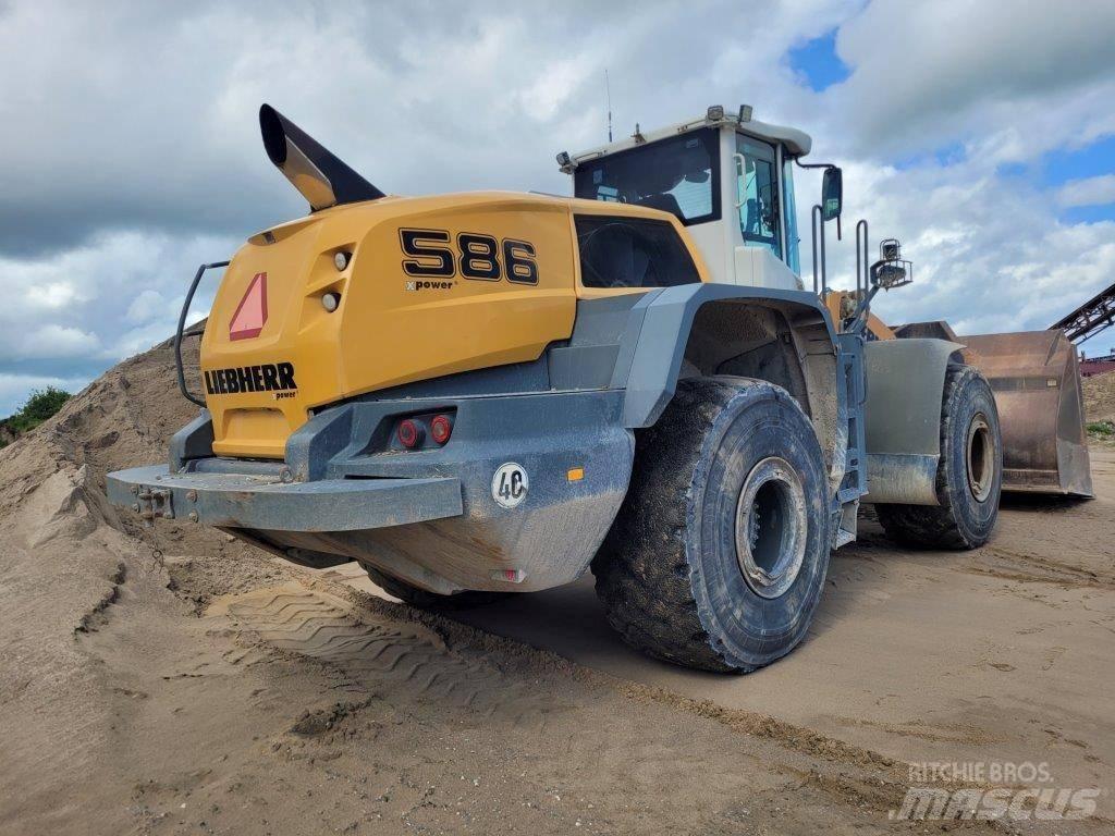 Liebherr L 586 Utovarivači na kotačima