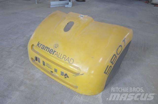 Kramer 580T Kabine i unutrašnjost