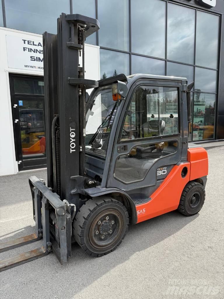 Toyota 02-8 FDF 30 Dizelski viličari