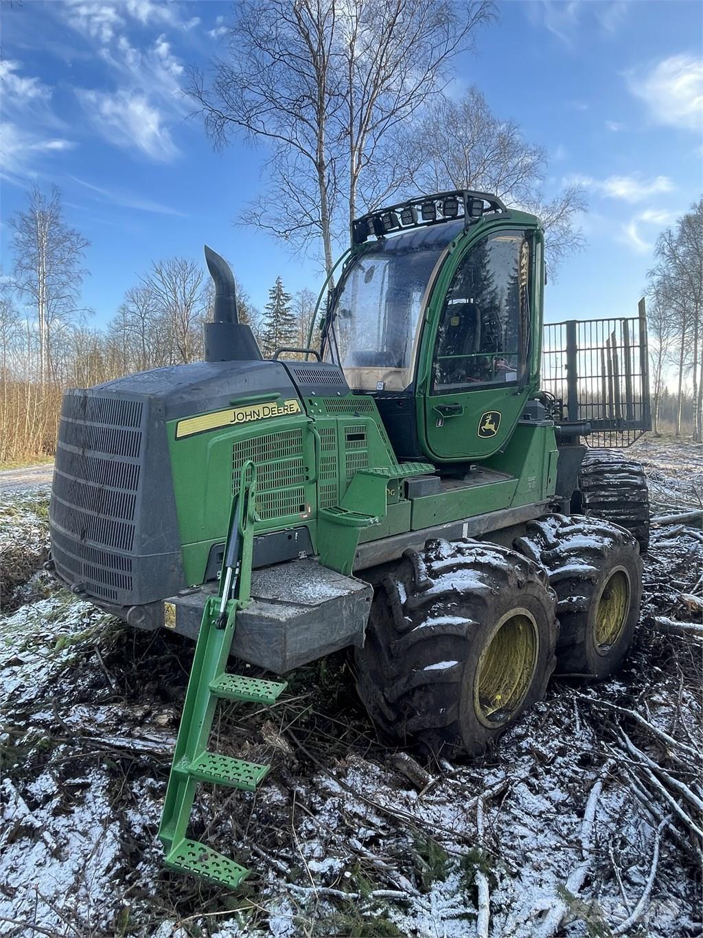 John Deere 1110 G Forvarderi