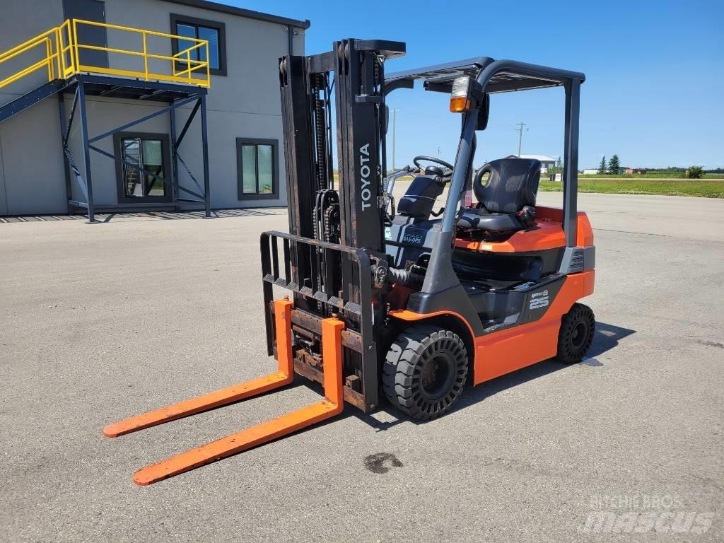 Toyota 8FB25 Električni viličari