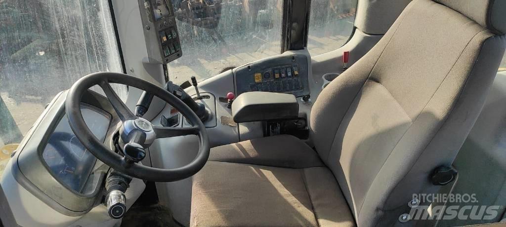 New Holland W 130 Utovarivači na kotačima